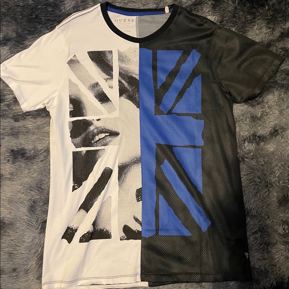 GUESS T SHIRT